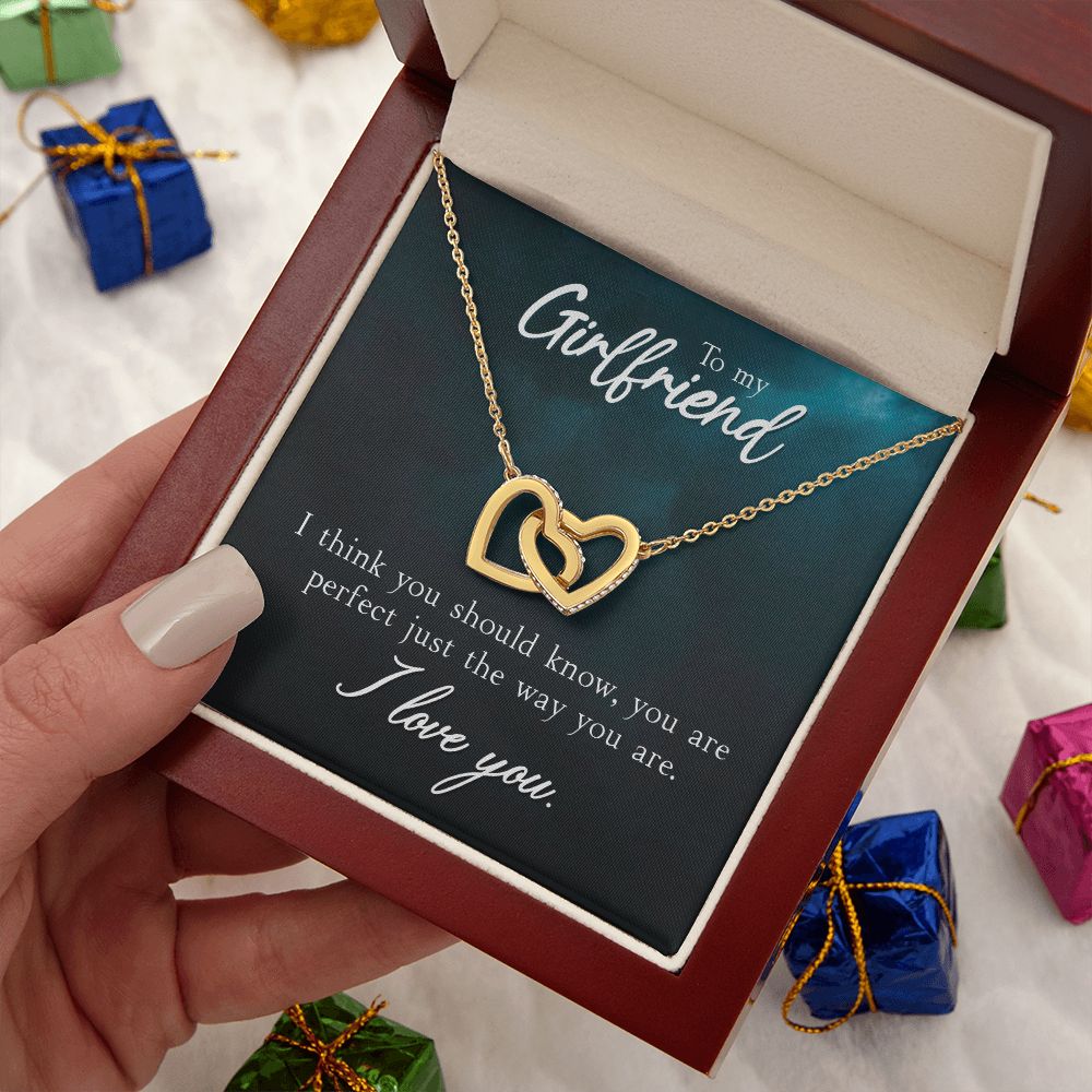 To My True Girlfriend Necklace, Brother to Sister, Birthday For Sister from Brother, I Love You, Love Knot Meaningful Necklace Message Card and Gift Box Styles on Birthday, Christmas, Anniversary Interlocking Heart