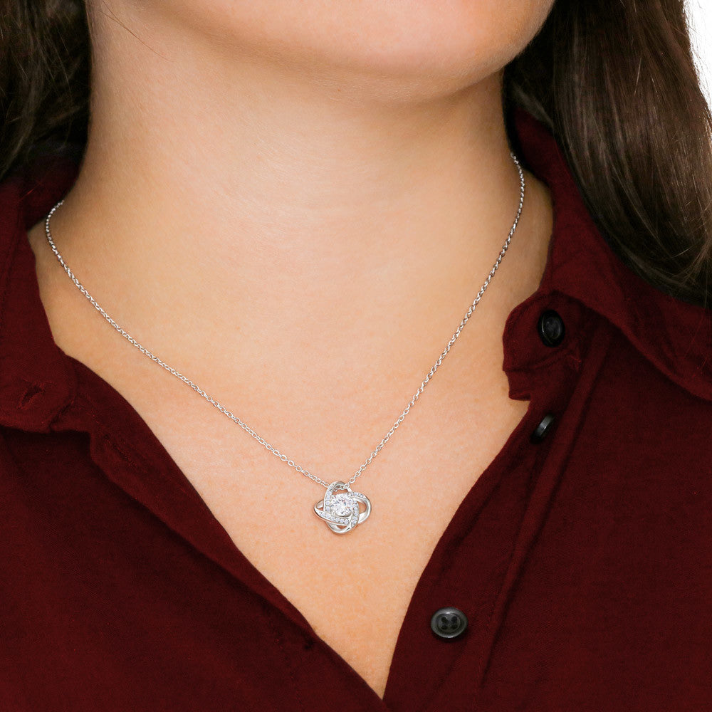 To My Beautiful Granddaughter Necklace - Granddaughter Gifts From Grandpa Grandma, Granddaughter birthday card Gifts To My Granddaughter Graduation Pendant Jewelry with Message Card and Gift Box