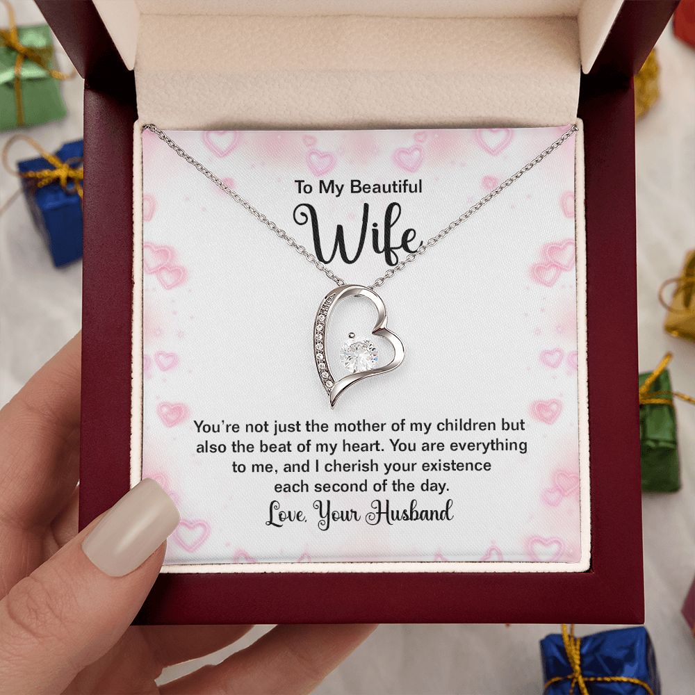 Couples Gifts Necklace To My Beautiful Wife Necklace Gifts For My Wife, Love Knot Meaningful Necklace Message Card and Gift Box Styles on Birthday, Christmas, Anniversary Forever Love