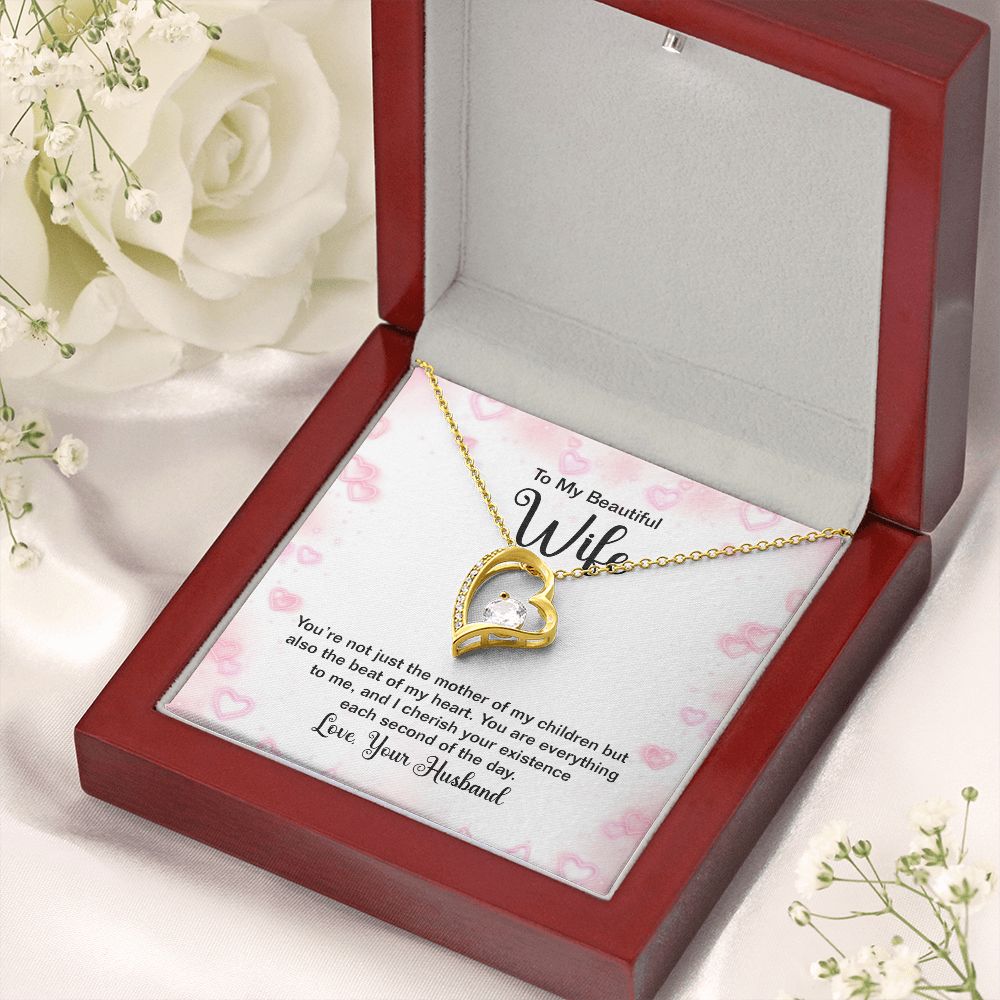 Couples Gifts Necklace To My Beautiful Wife Necklace Gifts For My Wife, Love Knot Meaningful Necklace Message Card and Gift Box Styles on Birthday, Christmas, Anniversary Forever Love