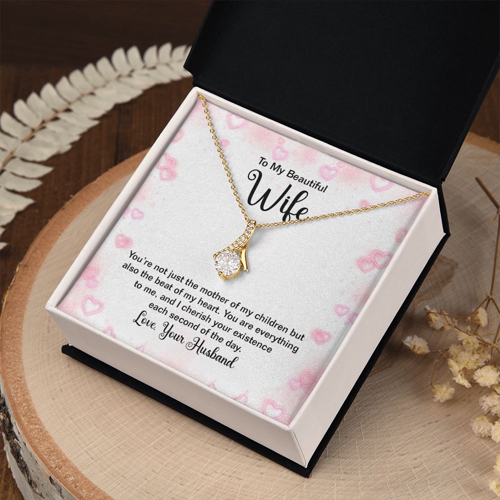 Couples Gifts Necklace To My Beautiful Wife Necklace Gifts For My Wife, Love Knot Meaningful Necklace Message Card and Gift Box Styles on Birthday, Christmas, Anniversary Allruing Necklace