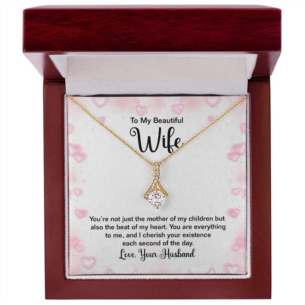 Couples Gifts Necklace To My Beautiful Wife Necklace Gifts For My Wife, Love Knot Meaningful Necklace Message Card and Gift Box Styles on Birthday, Christmas, Anniversary Allruing Necklace