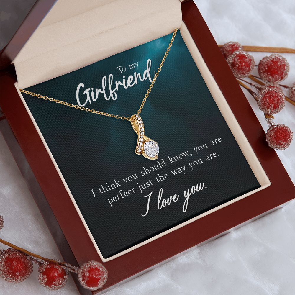 To My True Girlfriend Necklace, Brother to Sister, Birthday For Sister from Brother, I Love You, Love Knot Meaningful Necklace Message Card and Gift Box Styles on Birthday, Christmas, Anniversary Allruing Necklace