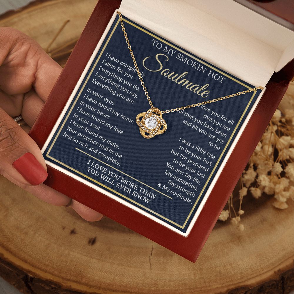 Couples Gifts, To My Smokin Hot Wife Necklace Gifts From Husband, Wedding Anniversary For Wife From Husband, To My Beautiful Wife, Necklace Custom Name Message Card and Gift Box Styles on Birthday, Christmas, Wedding, Anniversary Love knot Thang