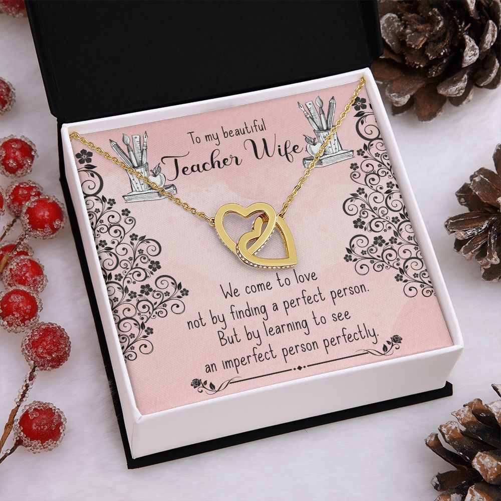 Couples Gifts, Teacher Wife Necklace Gifts From Husband, Wedding Anniversary Jewelry For Wife From Husband, Wife Birthday From Husband, To My Beautiful Wife Girlfriend Message Card and Gift Box styles On Birthday, Christmas, Anniversary  Interlocking Hear