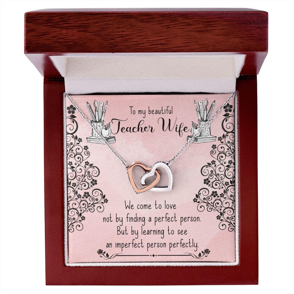 Couples Gifts, Teacher Wife Necklace Gifts From Husband, Wedding Anniversary Jewelry For Wife From Husband, Wife Birthday From Husband, To My Beautiful Wife Girlfriend Message Card and Gift Box styles On Birthday, Christmas, Anniversary  Interlocking Hear