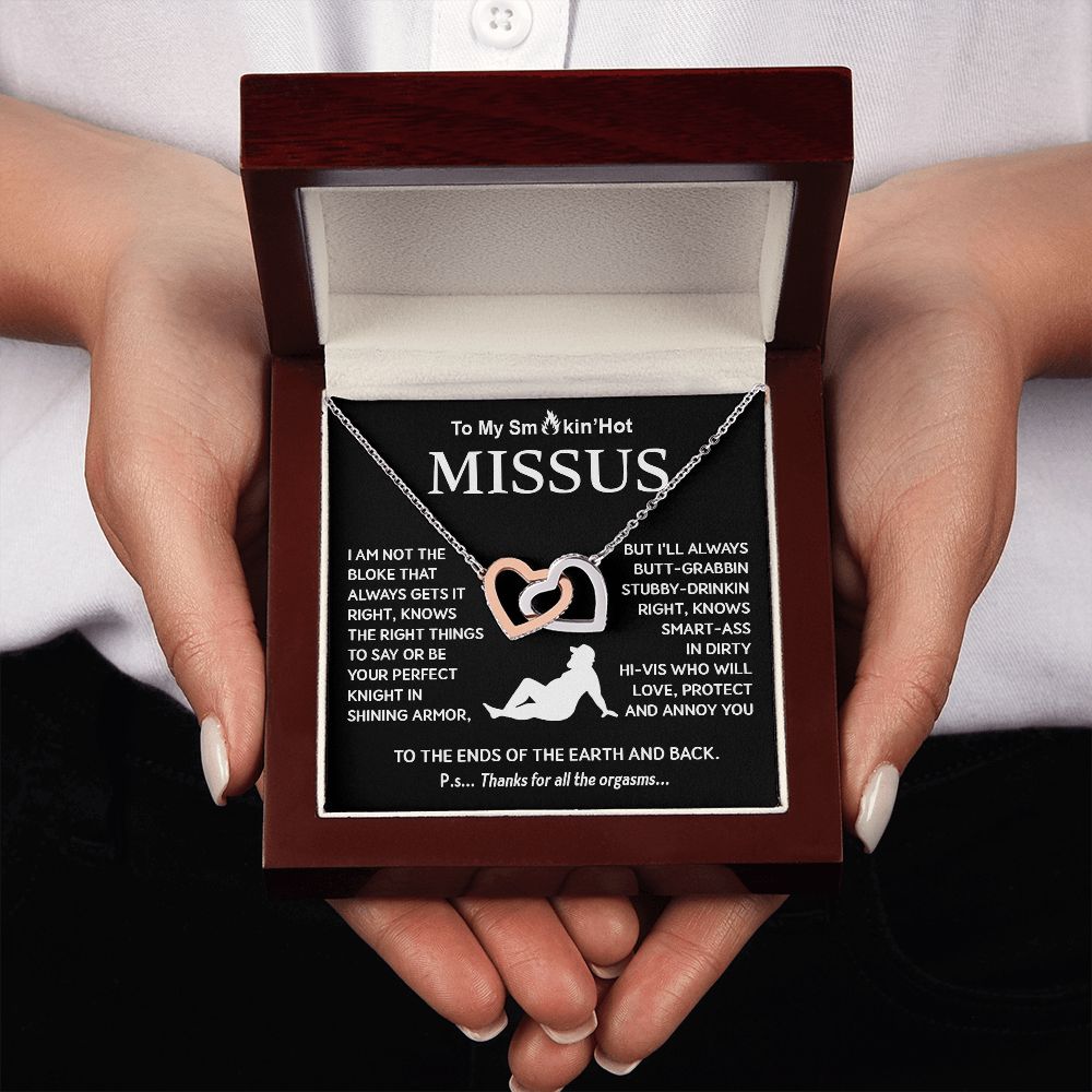 To My Soulmate Necklace For Women, Funny Gifts For Girlfriend, Valentine For Wife Presents For Girlfriend, Best Birthday Meaningful Gift Ideas For Wife, Women Romantic Jewelry For Her Anniversary, Birthday, Valentine Interlocking Heart