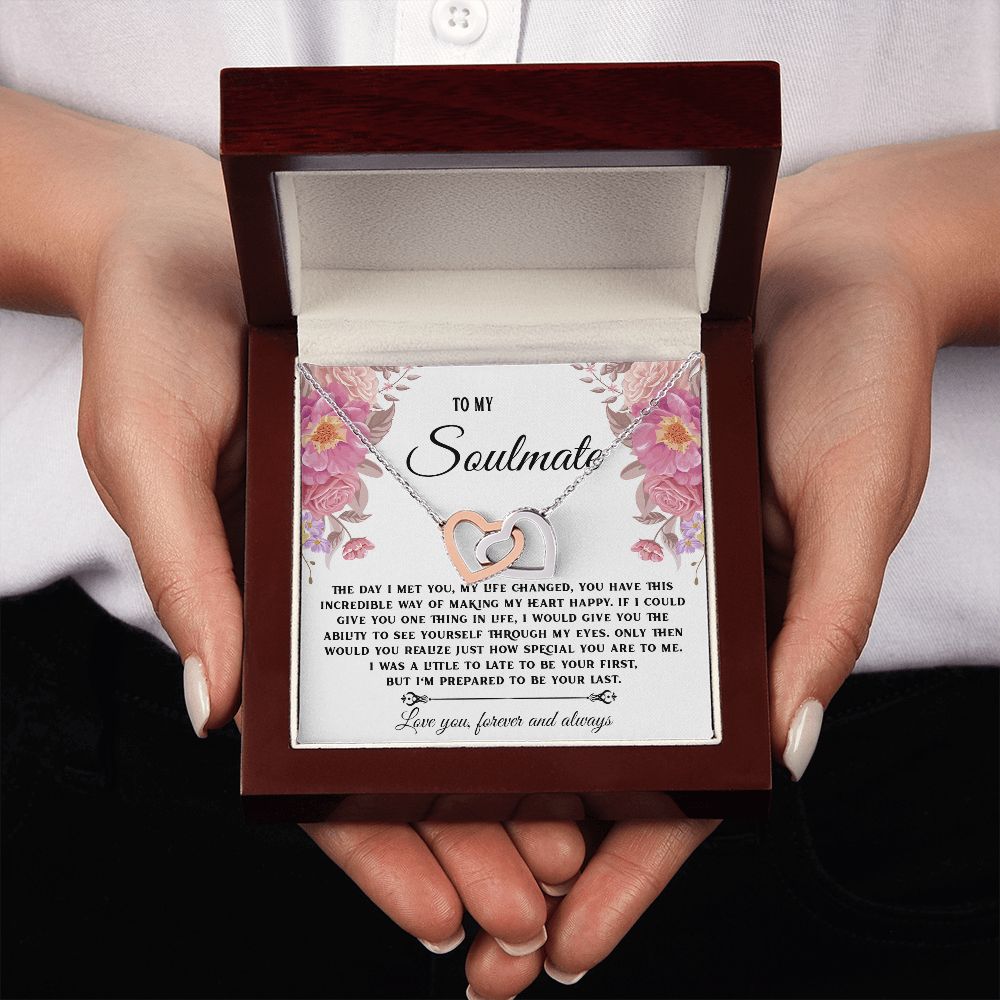 To My Soulmate Necklace, Necklaces For Wife from Husband, Soulmate Necklace to My Beautiful Wife, Necklace For Soulmate with Message Card and Necklace Gift Box Gift Box Styles on Birthday, Christmas, Wedding, Anniversary Interlocking Heart