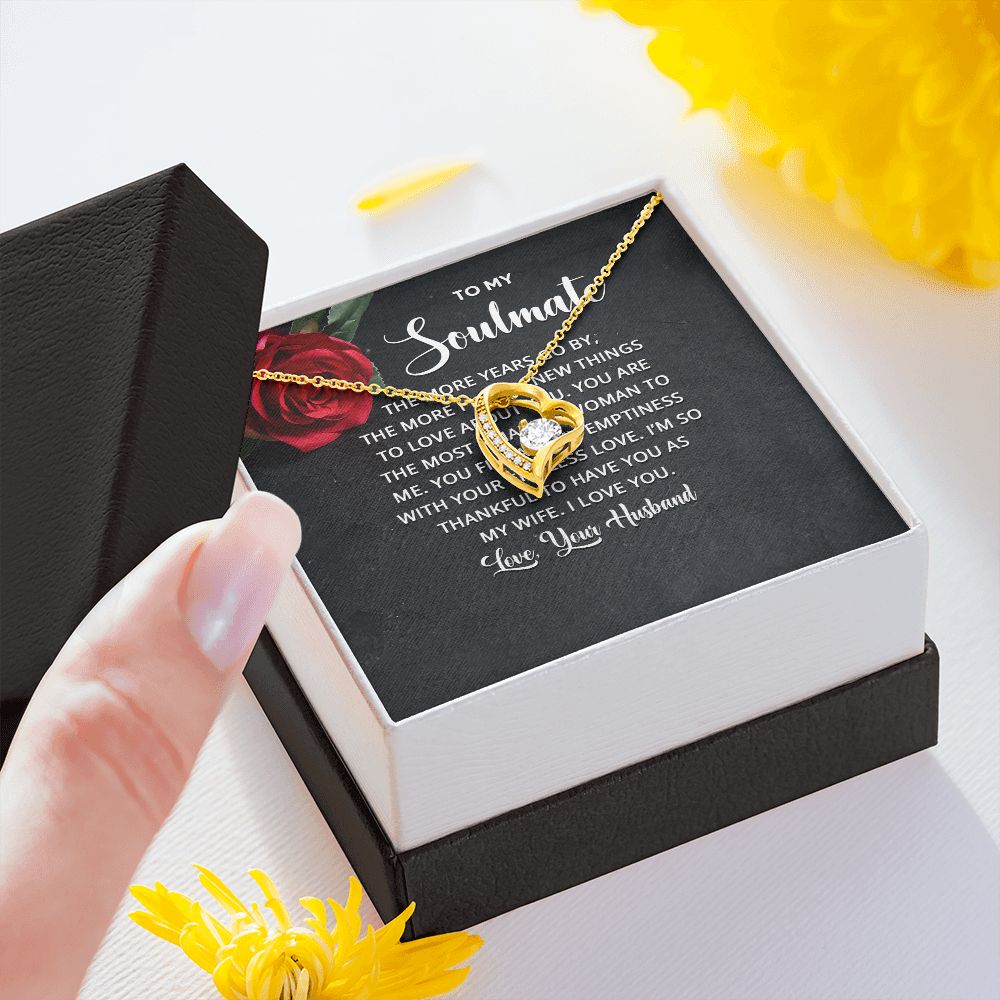 Soulmate Necklace Gifts From Husband, Wedding Anniversary Jewelry For Wife From Husband, Wife Birthday Gifts From Husband, To My Unbiological Sister Message Card and Gift Box styles On Birthday, Christmas, Anniversary  Forever Love